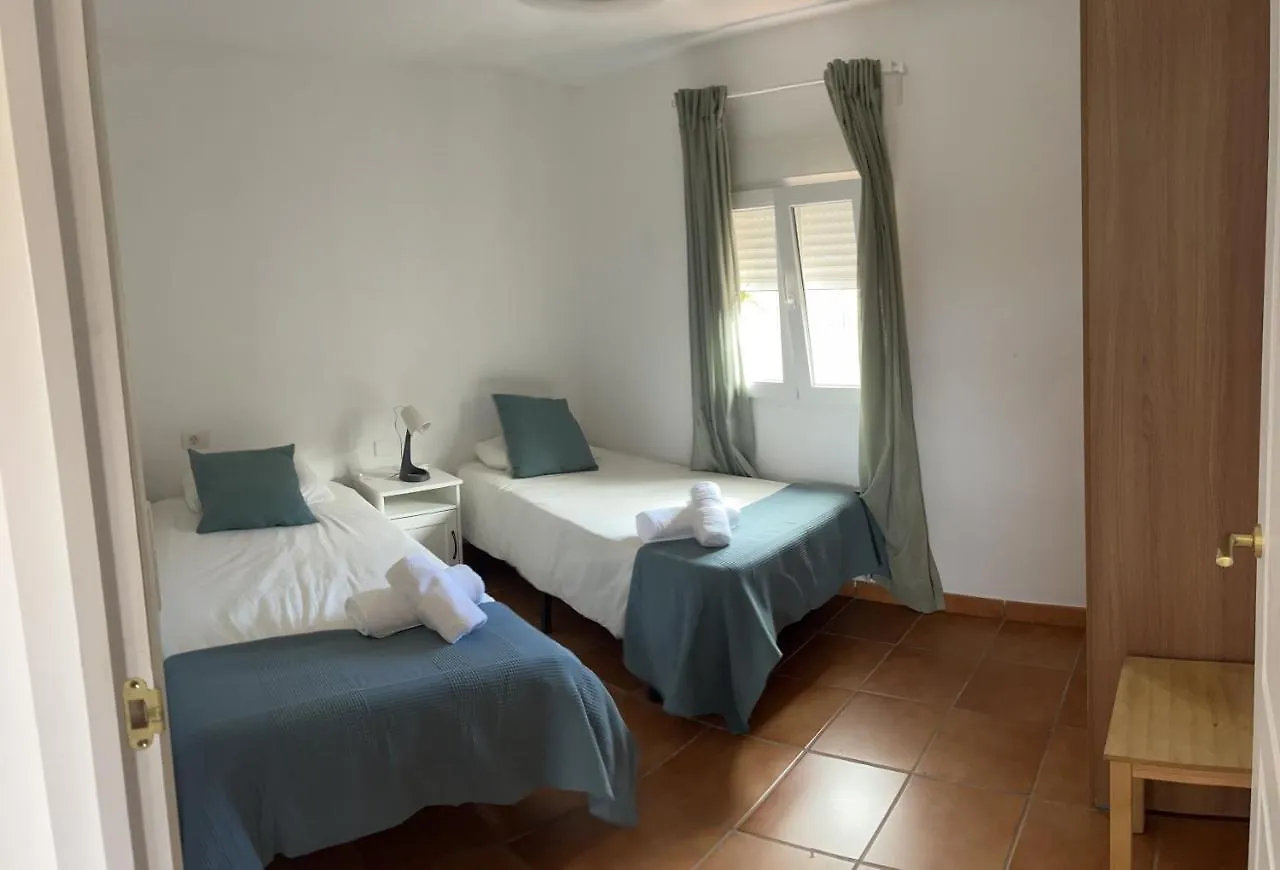 2 Bedroom Apartments Los Cristianos Beach Tenerife Tamaragua アロナ